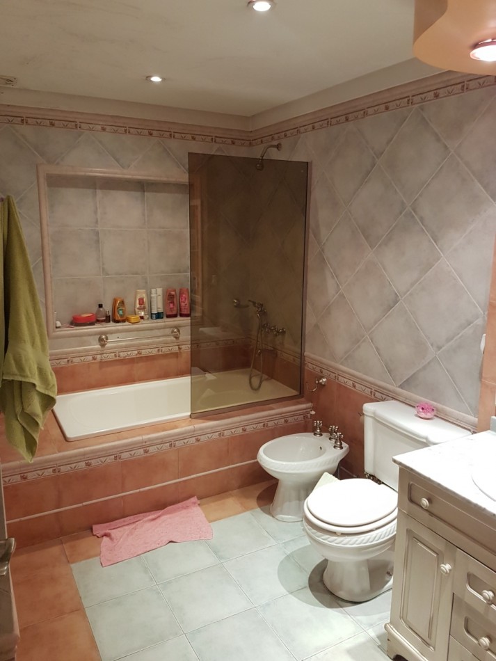 Casa 6 ambientes 